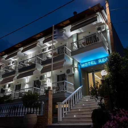 Rea Hotel Paralía Exterior foto
